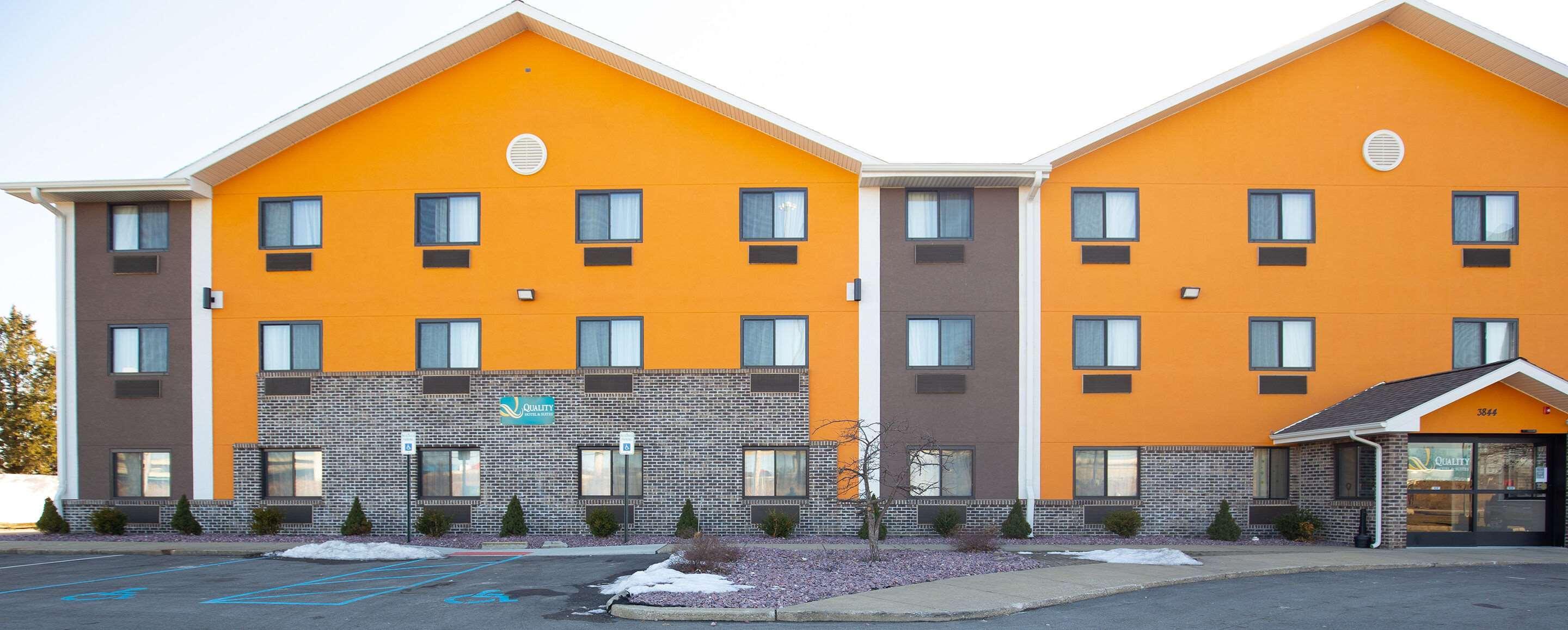 Quality Inn & Suites Hammond Near I-8090 Esterno foto